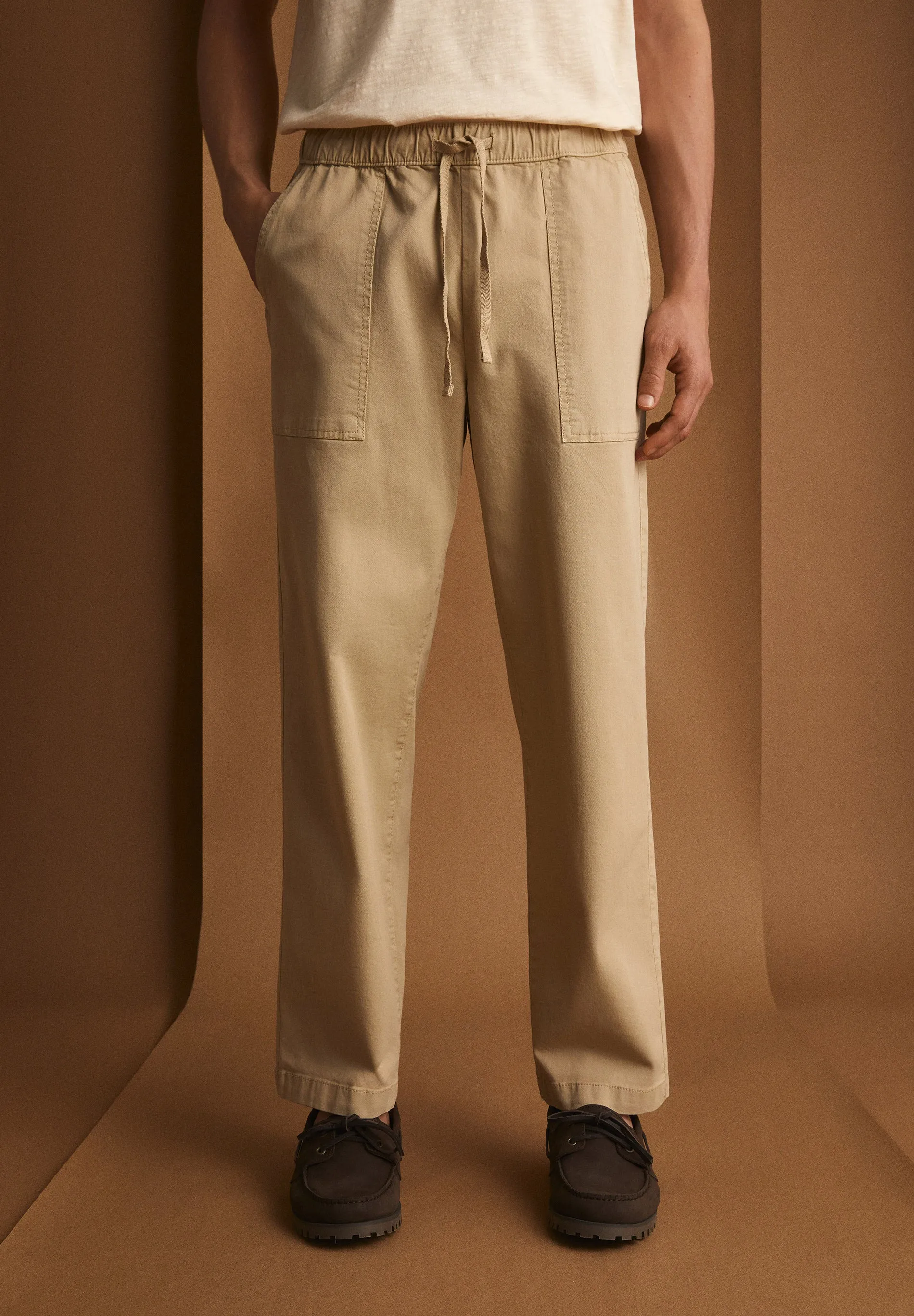 RELAXED FIT TROUSERS WITH ELASTICATED WAISTBAND