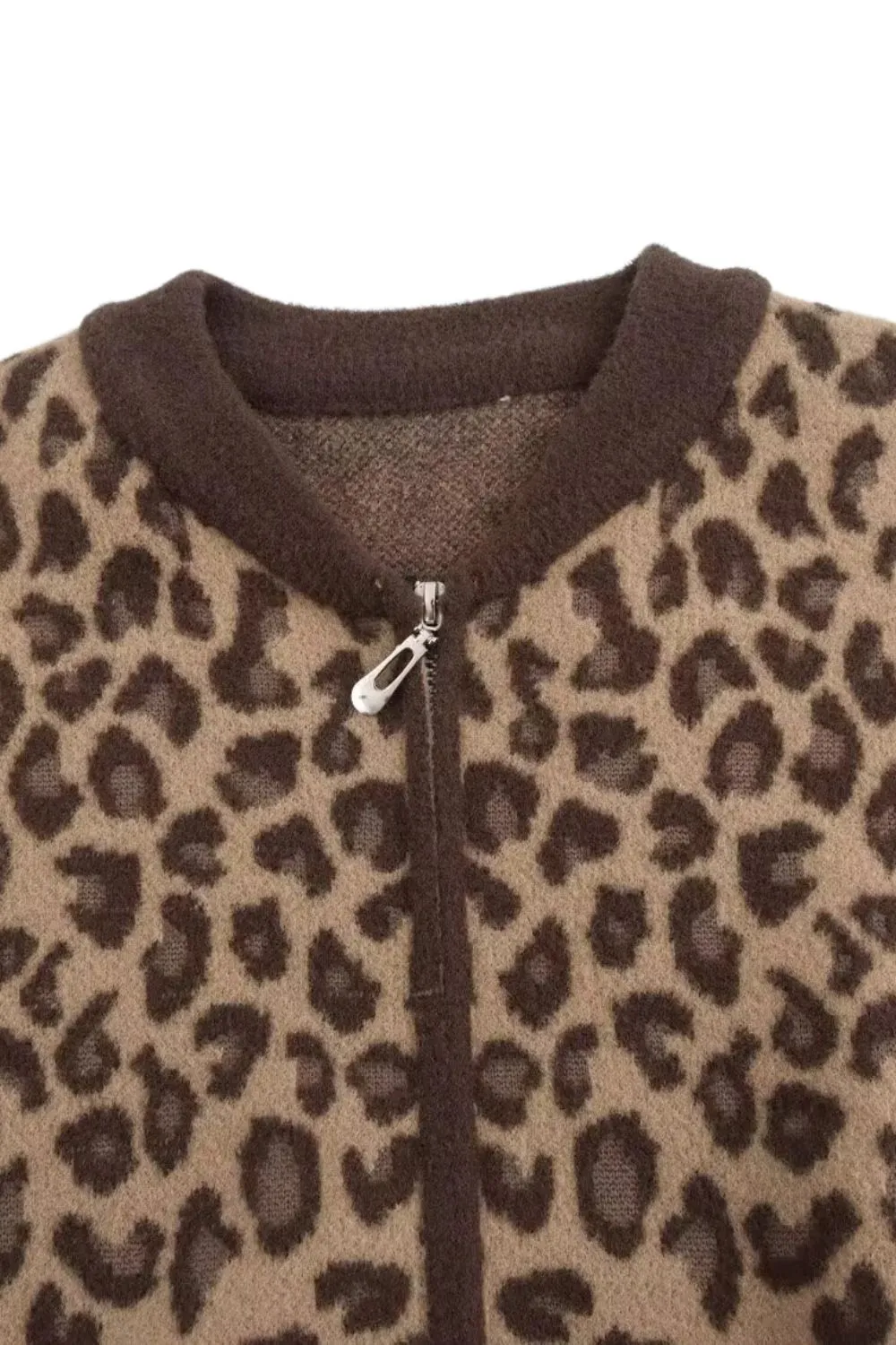 'Scarlett' Stylish Leopard Print Cropped Jacket