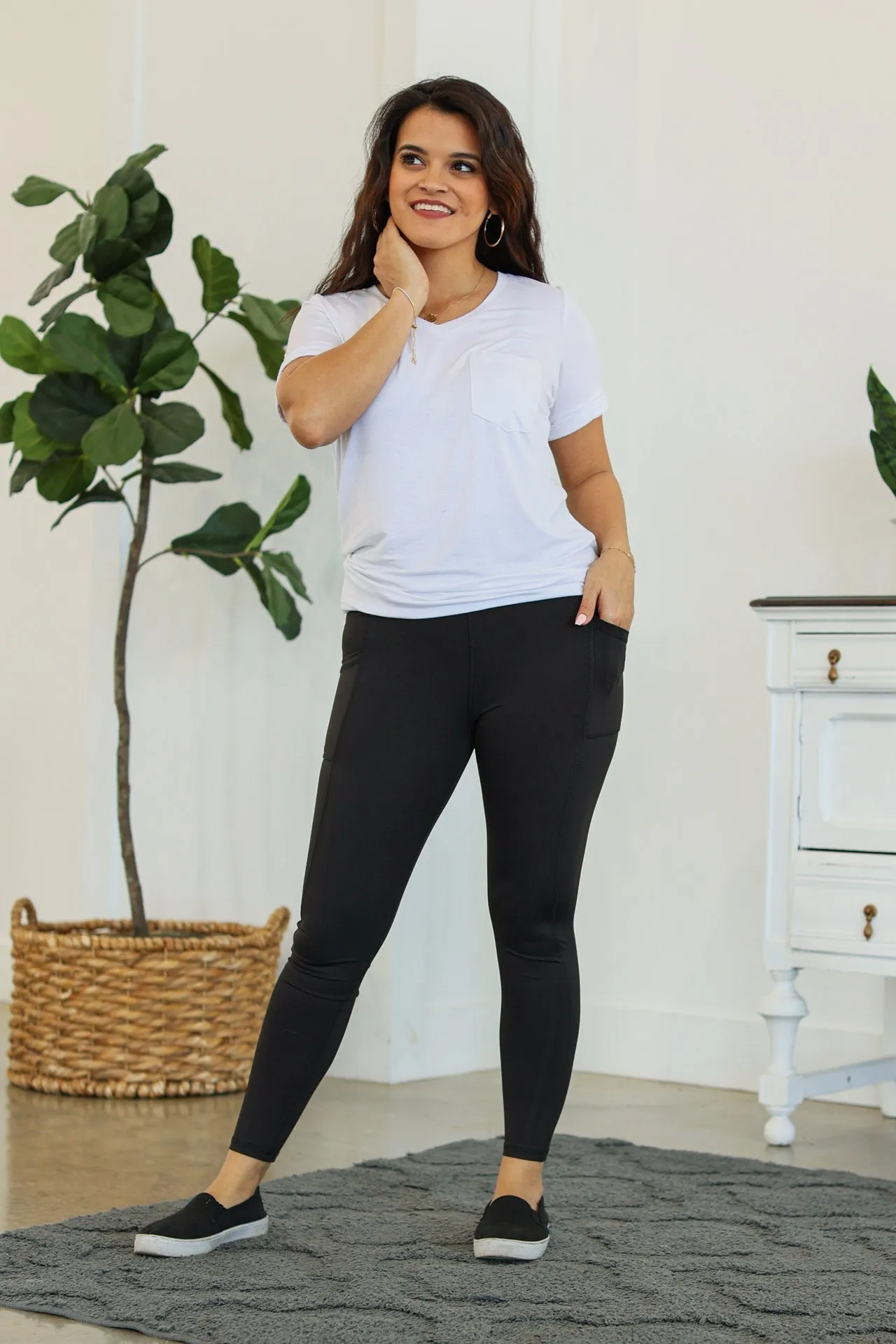 Women's Athleisure Leggings - Black