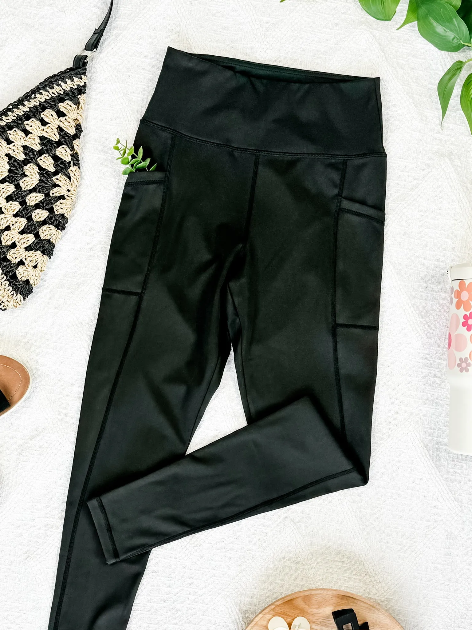 Women's Athleisure Leggings - Black